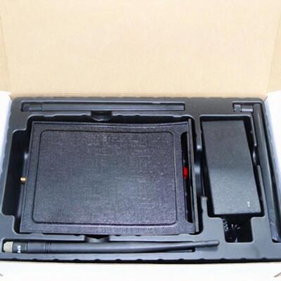 購入 完全なバンド携帯電話信号の妨害機2.4G 5.8G WiFi Bluetooth 50mの半径の範囲 online manufacture